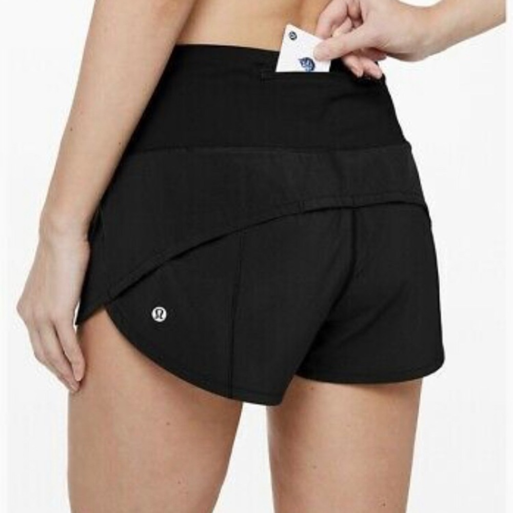 black lululemon shorts (run times)